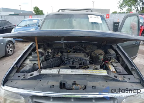 1999 Ford Explorer from USA, damaged, VIN 1FMZU35P8XZB06166